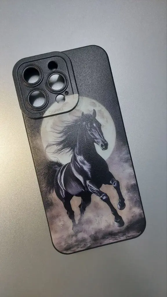 كفر حصان أسود (IPhone 13 pro)